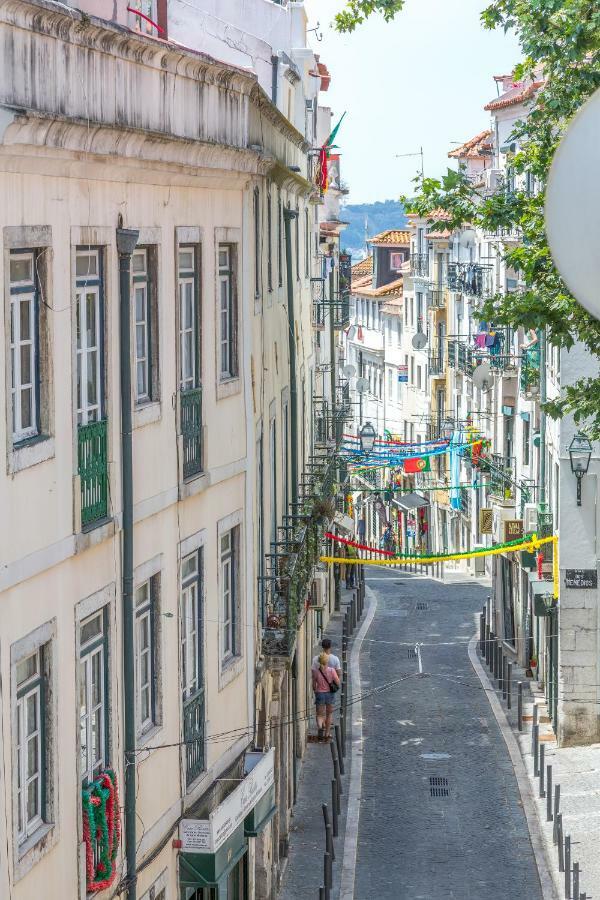 Alfama Spacious And Central Amazing Apartment, By Timecooler リスボン エクステリア 写真